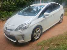 https://riyasewana.com/uploads/toyota-prius-2012-1716371612923.jpg