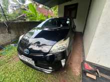 https://riyasewana.com/uploads/toyota-prius-2012-2012-1622023612644.jpg