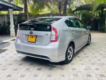 https://riyasewana.com/uploads/toyota-prius-2012-2419571512392.jpg