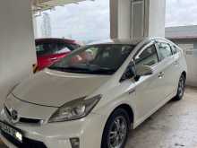 Toyota Prius S 2012 Car