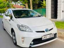https://riyasewana.com/uploads/toyota-prius-2012-2912060912521.jpg