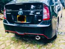 https://riyasewana.com/uploads/toyota-prius-2012-298300912173.jpg