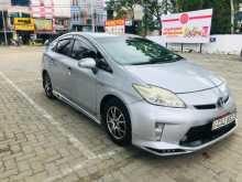 https://riyasewana.com/uploads/toyota-prius-2012-299135012682.jpg