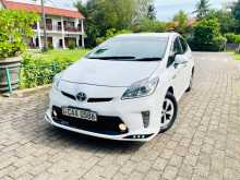 https://riyasewana.com/uploads/toyota-prius-2012-307403412912.jpg