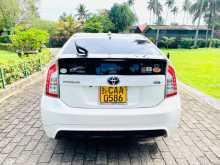https://riyasewana.com/uploads/toyota-prius-2012-37200212263.jpg