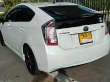 https://riyasewana.com/uploads/toyota-prius-2012-514115612513.jpg