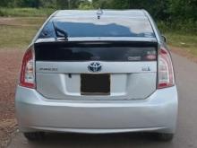 https://riyasewana.com/uploads/toyota-prius-2012512110783.jpg