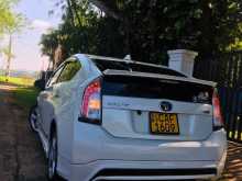 https://riyasewana.com/uploads/toyota-prius-2013-1117175012213.jpg