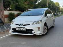 https://riyasewana.com/uploads/toyota-prius-2013-1214355112292.jpg