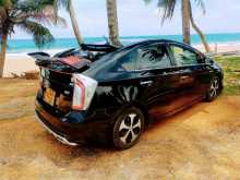 https://riyasewana.com/uploads/toyota-prius-2013-1319490012064.jpg
