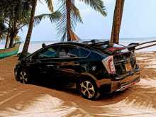 https://riyasewana.com/uploads/toyota-prius-2013-1319490012422.jpg