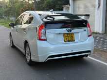 https://riyasewana.com/uploads/toyota-prius-2013-1415305912583.jpg