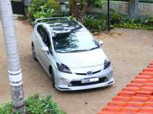 https://riyasewana.com/uploads/toyota-prius-2013-1415370512033.jpg