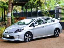 https://riyasewana.com/uploads/toyota-prius-2013-1415370512052.jpg