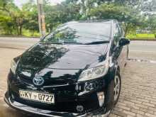 https://riyasewana.com/uploads/toyota-prius-2013-149191912222.jpg