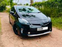 https://riyasewana.com/uploads/toyota-prius-2013-1616425012812.jpg