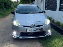 https://riyasewana.com/uploads/toyota-prius-2013-191850571290318.jpg