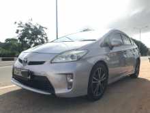 https://riyasewana.com/uploads/toyota-prius-2013-2014551812242.jpg