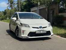 https://riyasewana.com/uploads/toyota-prius-2013-2115034912122.jpg