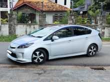 https://riyasewana.com/uploads/toyota-prius-2013-2510541312902.jpg
