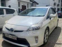 https://riyasewana.com/uploads/toyota-prius-2013-251225491265498.jpg
