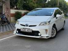 https://riyasewana.com/uploads/toyota-prius-2013-3021463512162.jpg