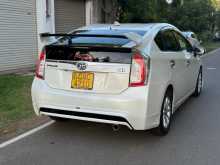https://riyasewana.com/uploads/toyota-prius-2013-3021463512773.jpg