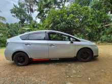 https://riyasewana.com/uploads/toyota-prius-2013-319133112893.jpg