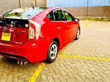 https://riyasewana.com/uploads/toyota-prius-2013-611584312814.jpg