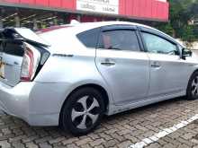 Toyota PRIUS14 2013 Car
