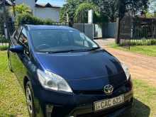Toyota Prius 2014 Car