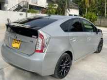 https://riyasewana.com/uploads/toyota-prius-2014-2012-1011363212364.jpg