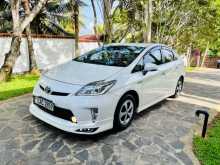 https://riyasewana.com/uploads/toyota-prius-2014-76570712812.jpg