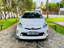 Toyota Prius 2014 Car