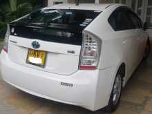 https://riyasewana.com/uploads/toyota-prius-20143122802.jpg