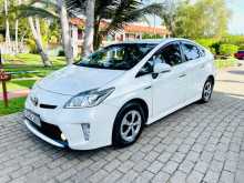 https://riyasewana.com/uploads/toyota-prius-2015-198570512702.jpg