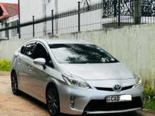 Toyota PRIUS 2013 Car