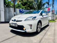 https://riyasewana.com/uploads/toyota-prius-2015-2613522912312.jpg