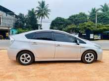 https://riyasewana.com/uploads/toyota-prius-201551534012.jpg