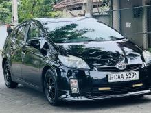 https://riyasewana.com/uploads/toyota-prius-2015544017685.jpg