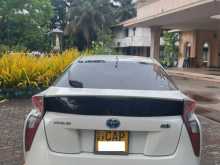 https://riyasewana.com/uploads/toyota-prius-2016-13213220683.jpg