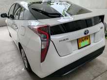 https://riyasewana.com/uploads/toyota-prius-2016-1410564712592.jpg