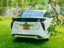 https://riyasewana.com/uploads/toyota-prius-2016-2120262812314.jpg