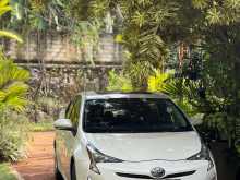 Toyota Prius 2016 Car
