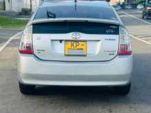 https://riyasewana.com/uploads/toyota-prius-211141822152.jpg