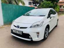Toyota Prius S Grade 2012 Car