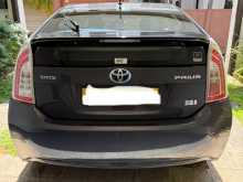 https://riyasewana.com/uploads/toyota-prius-2175111763.jpg