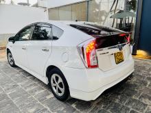 https://riyasewana.com/uploads/toyota-prius-218505517895.jpg