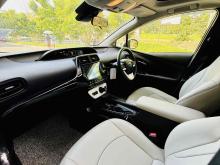 https://riyasewana.com/uploads/toyota-prius-219255424342.jpg