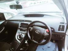 https://riyasewana.com/uploads/toyota-prius-21943406624.jpg